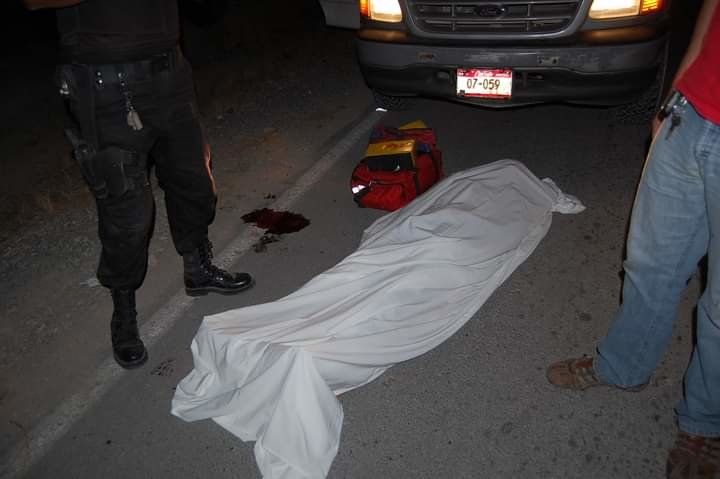 Hombre muere atropellado en el Libramiento Carlos Salinas de Gortari en Monclova 