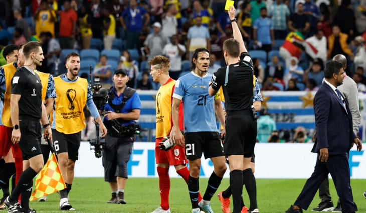 Cavani, Giménez y hasta el arbitro podrían ser sancionados por el Uruguay  vs Ghana