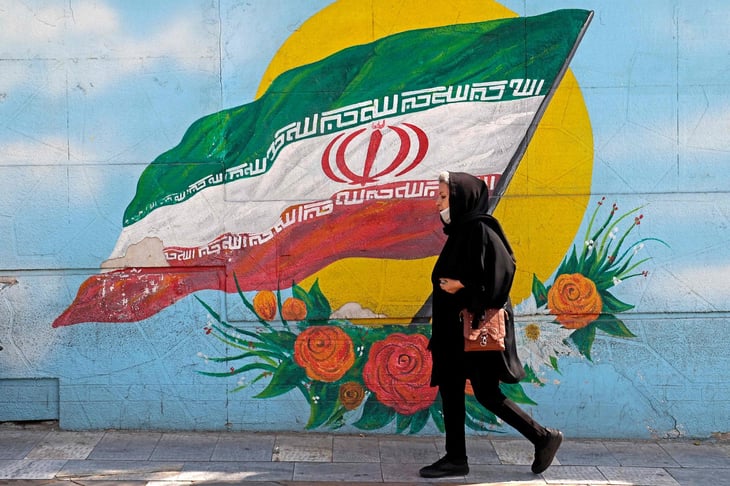 Irán revisa la ley del velo obligatorio en medio de oleada de protestas