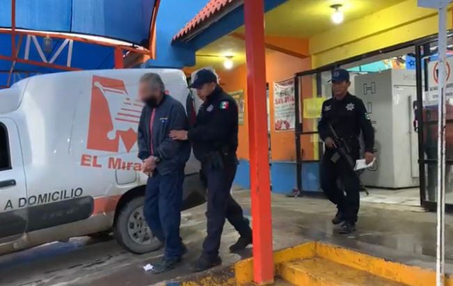 Septuagenario detenido por la policía municipal, robaba en comercio