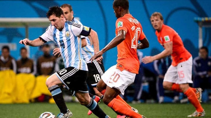La historia de Argentina y Países Bajos en cuartos de final y definiciones en series eliminatorias en Copas del Mundo