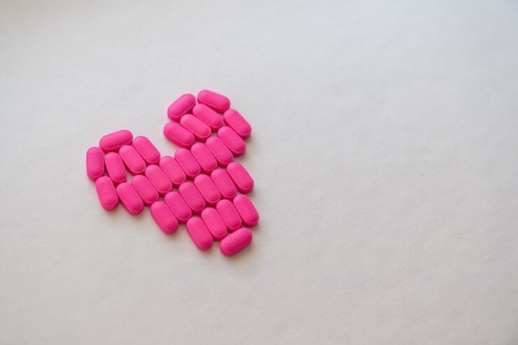 Paracetamol, ¿la cura para un corazón roto? Esto dice la ciencia