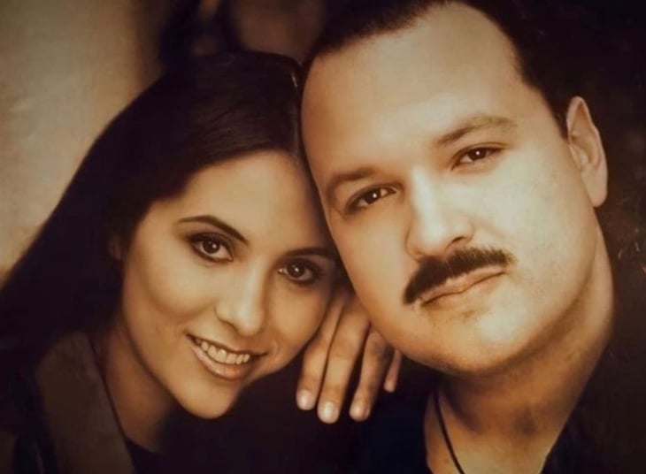 Pepe Aguilar festeja el cumpleaños de su esposa con emotivo video: 'Celebro la bendición de tenerte'