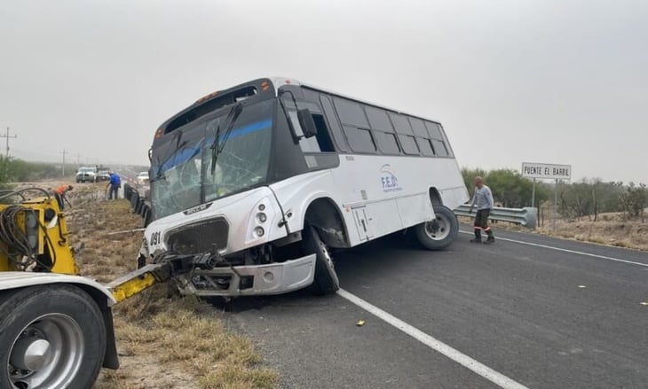 Castañenses sufren accidente en la carretera Monclova-Saltillo