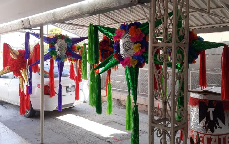 Piñateros de Monclova incrementan hasta 50% sus ventas en diciembre