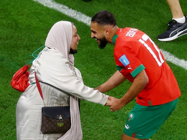 Así celebraron Boufal y su madre la victoria de Marruecos