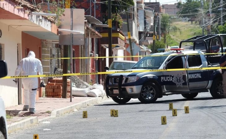 Irrumpen en domicilio y matan a mujer en Culiacán; su esposo resulta herido
