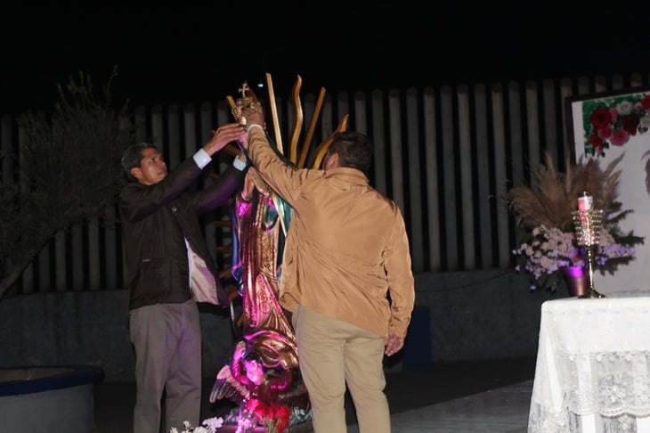 Obreros ponen su fe en la Virgen de Guadalupe ante crisis de AHMSA