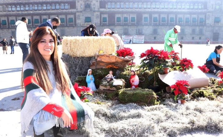 Panistas colocan nacimiento navideño en el Zócalo ante debate de prohibición en la Corte