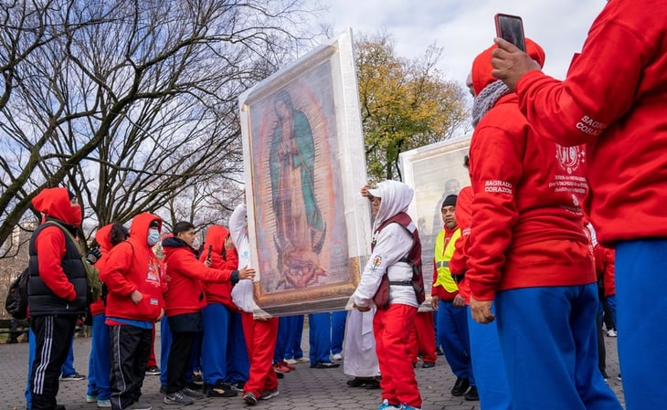 Mexicanos en Nueva York veneran a la Virgen de Guadalupe por 'dejarlos cruzar'
