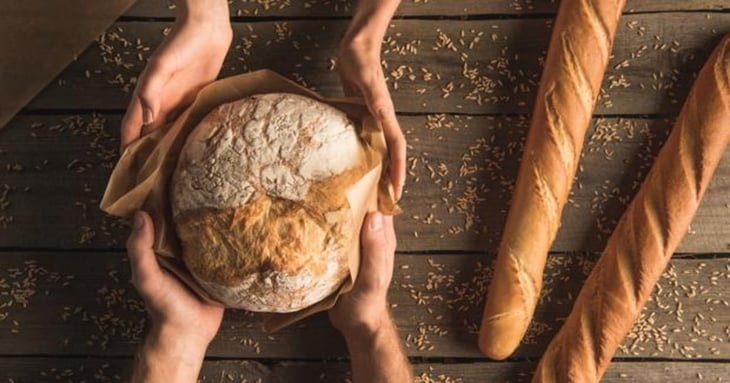 3 consejos de nutriólogos para comprar un pan más saludable