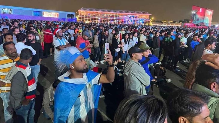Predominan 'argentinos'/árabes en el FanFest de Qatar; Messi el 'culpable'