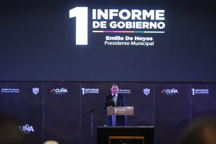 Emilio de Hoyos presentó su primer informe