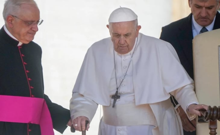 'Ya he firmado mi renuncia' en caso de impedimento médico: Papa Francisco
