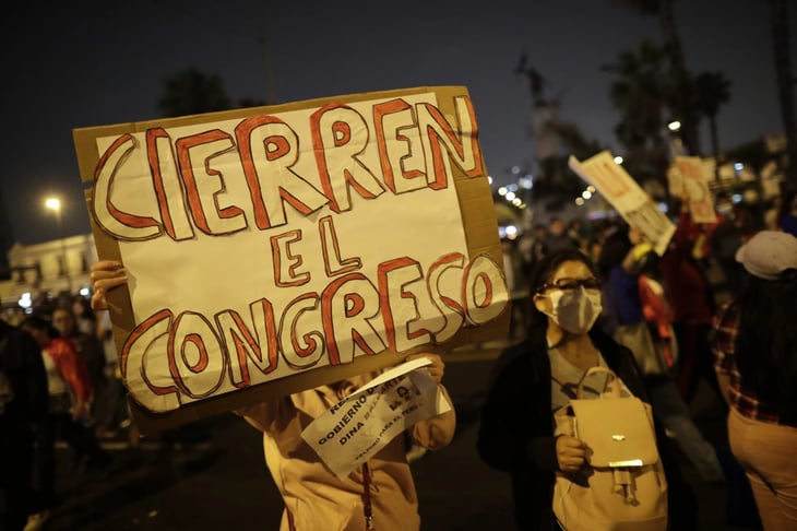 Congreso de Perú debate de nuevo si adelanta elecciones generales ante crisis política