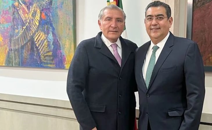 Adán Augusto López y gobernador de Puebla refrendan mantener gobernabilidad tras muerte de Barbosa