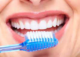9 errores que cometes al cepillarte los dientes todos los días