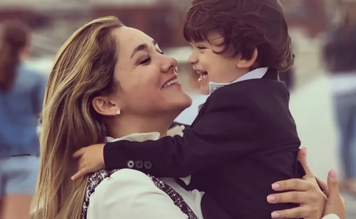 Sherlyn González celebra la Navidad con tiernas fotografías junto a su hijo André y enloquece a sus fans