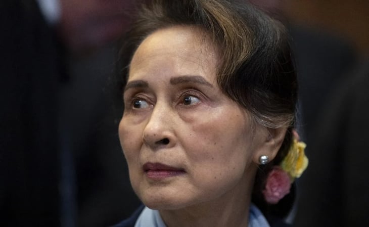 Condenan a Aung San Suu Kyi, premio Nobel de la Paz, a otros siete años de prisión; suman 33