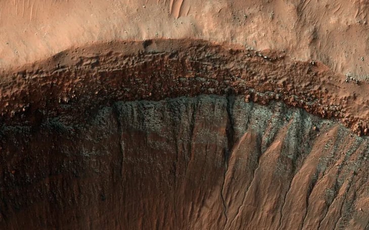 Copos de nieve cúbicos y dunas heladas: así es el invierno en Marte a ojos de la NASA