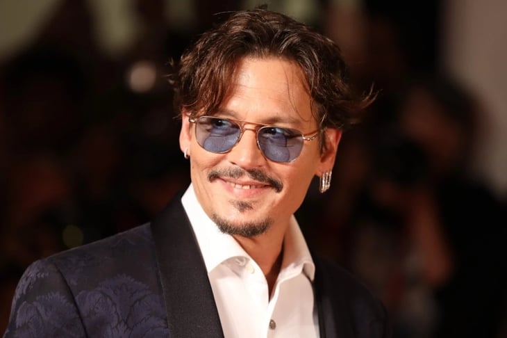 Johnny Depp vive en su propio planeta, según una antigua compañera