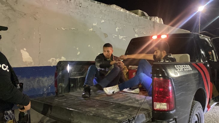 Policía Civil Coahuila detiene a dos ebrios en la colonia Primero de Mayo