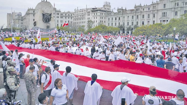 Afines al Gobierno se manifiestan por 'La Paz en Perú'