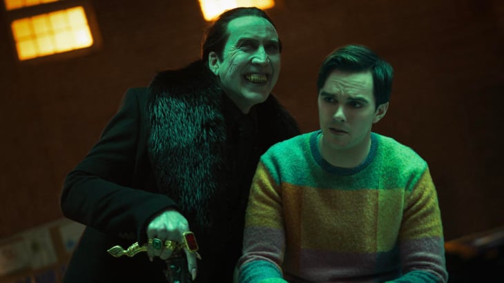 Renfield: Nicolas Cage es Drácula en esta absurda película de vampiros y amor