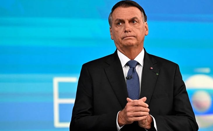 Bolsonaro gastó 5.4 mdd en panaderías y comida gourmet con la tarjeta del Gobierno