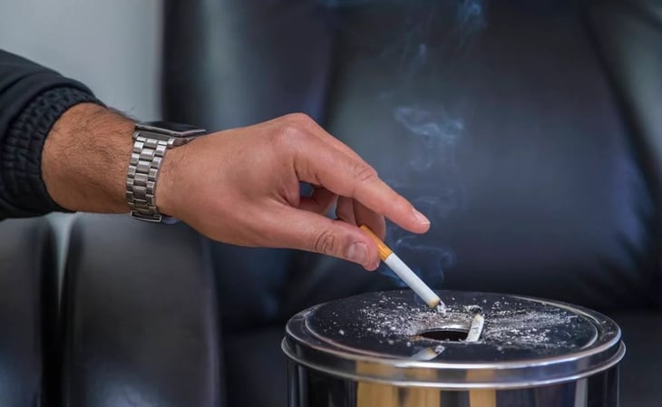 ¡Aguas! Hoy entra en vigor ley que prohíbe exhibición de cigarros y fumar en espacios públicos