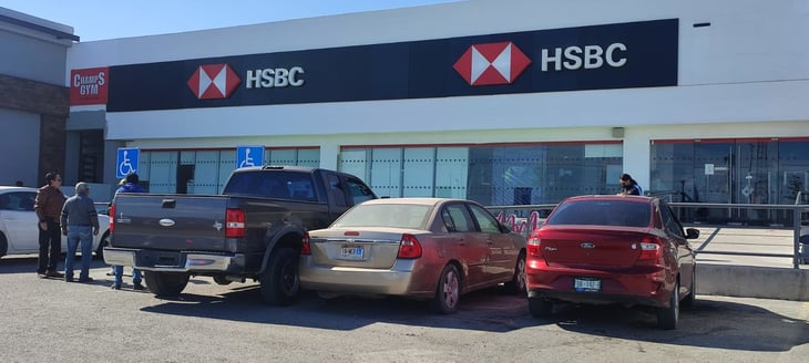 Despojan a cuentahabiente de HSBC de 22 mil pesos a plena luz del día 