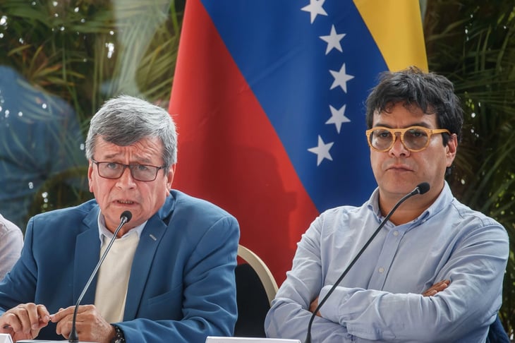  Gobierno de Colombia y ELN retomarán diálogo el 13 de febrero en México
