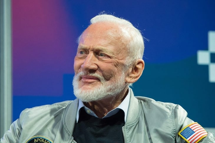 Buzz Aldrin, astronauta que pisó la Luna, se casa por cuarta vez al cumplir 93 años