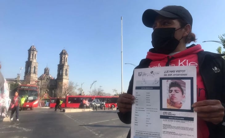 Cierran Reforma a la altura del Metro Hidalgo por desaparecido