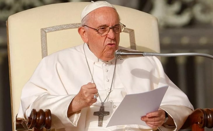 Papa Francisco pide no olvidar ni negar el horror provocado por el Holocausto