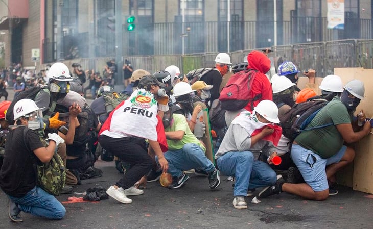 Investigan como homicidio muerte de un peruano en protestas de Lima