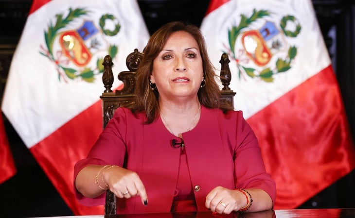 Dina Boluarte insta al Congreso de Perú a adelantar las elecciones generales para octubre de 2023