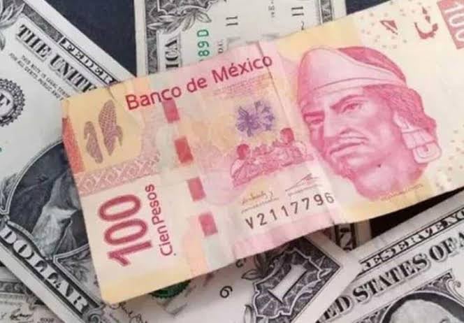 Precio del dólar abre la semana en 19.30 pesos al menudeo