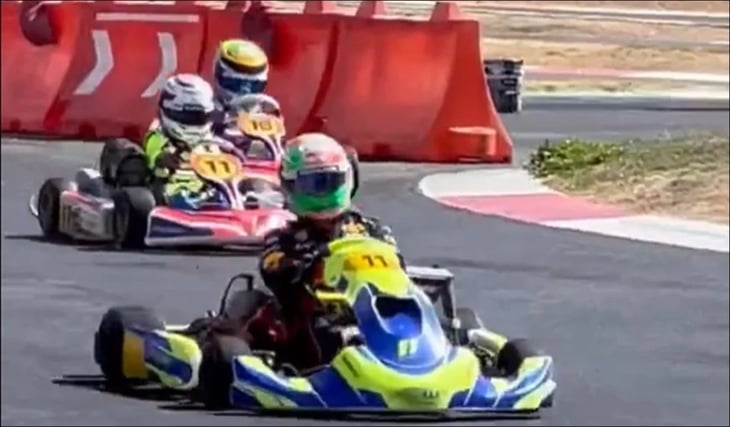 VIDEO: Checo Pérez hizo un rebase como en la F1 a su hijo y sobrino en una carrera de karts