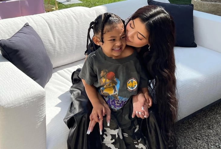 Kylie Jenner celebra el cumpleaños 5 de su hija Stormi con dulce tributo