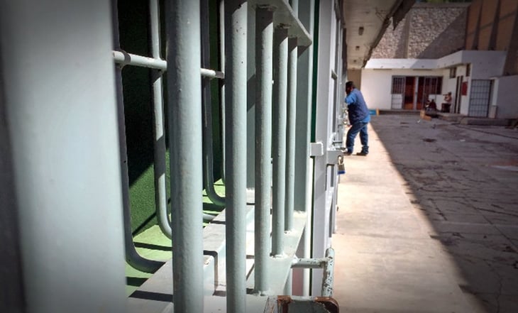 Investigan muerte de otro interno en cárcel de Los Mochis; estaba 'bañado en sangre'