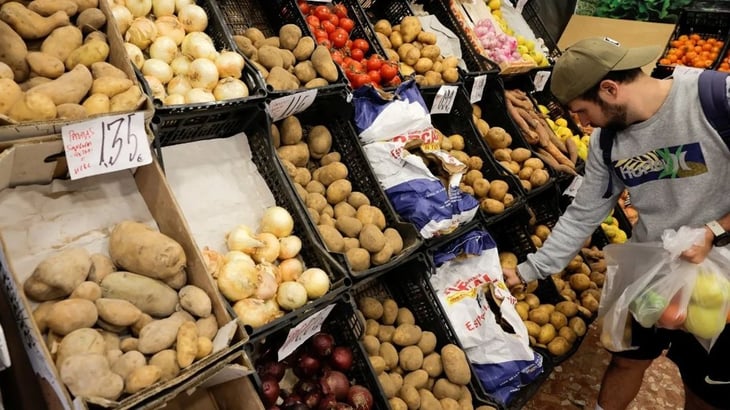FAO: Los precios mundiales de los alimentos siguieron bajando en enero