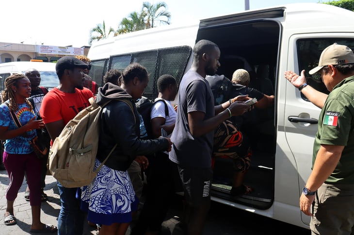 México devuelve 69 migrantes irregulares a Cuba