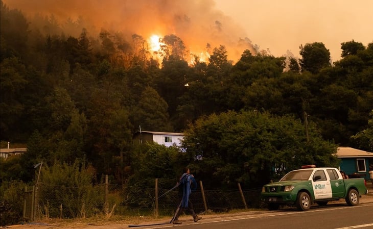 Sube a 16 la cifra de muertos por incendios forestales Chile 