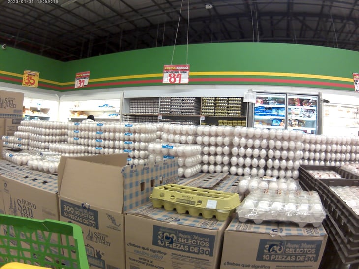 Huevo en México escasea, precio registra fuerte alza