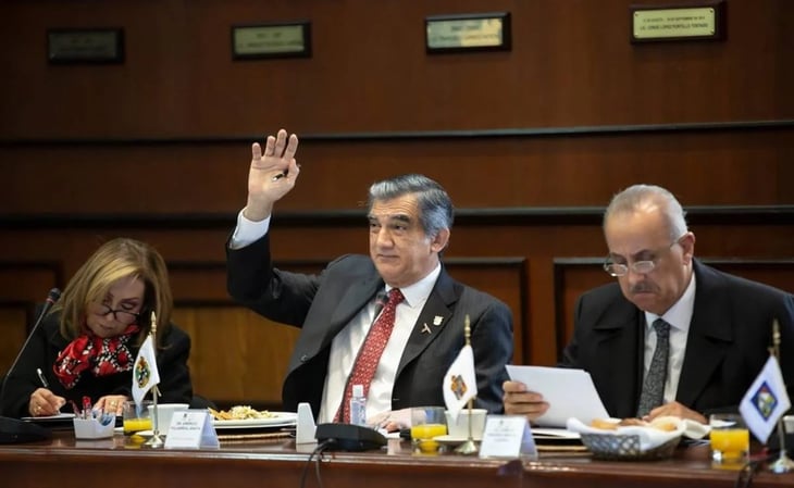 Designan a Américo Villarreal presidente de la Comisión Zona Norte de la Conago