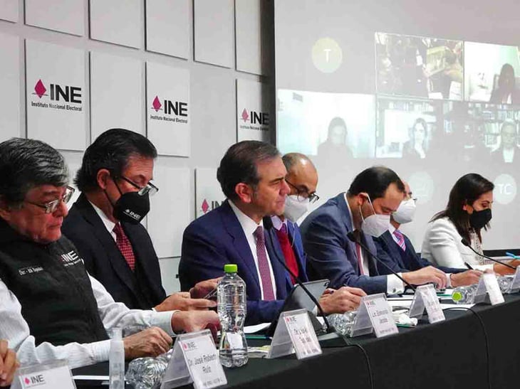 INE advierte afectaciones a 9 derechos ciudadanos con 'Plan B' de AMLO