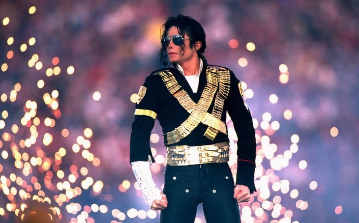 Negocian venta del catálogo musical de Michael Jackson por casi mil millones