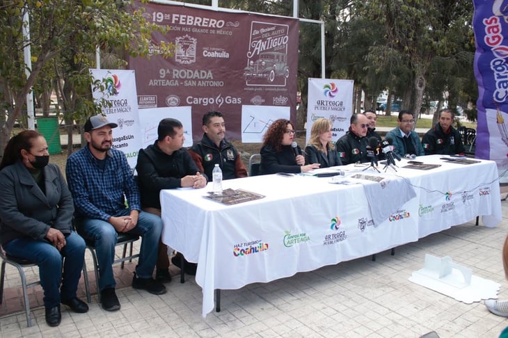 En Arteaga ya se organiza el Festival de Autos Clásicos Edición 2023