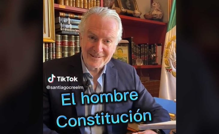 Santiago Creel se nombra 'El hombre Constitución' y lo demuestra en video de TikTok para 'la chaviza'